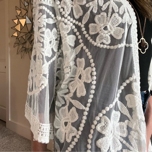 UMGEE | Long Lace Cover Up - Picture 11 of 15